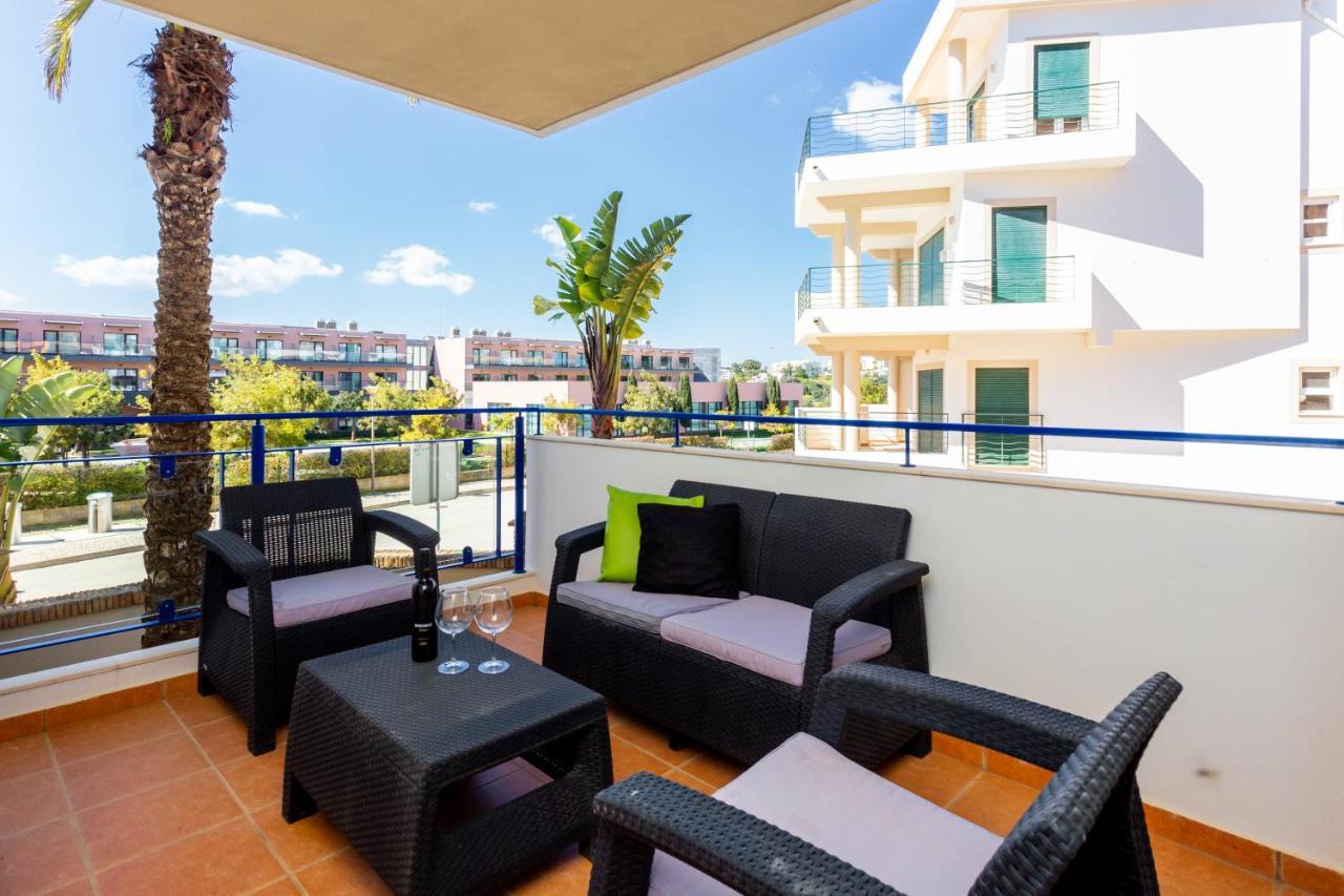 Mira Baia - Meia Praia Family Apartment Lagos Dış mekan fotoğraf